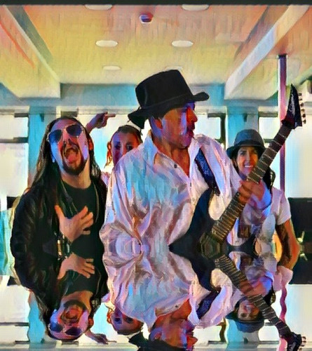 Igni Ferroque Shine like the sun song singer Rock and roll.jpg