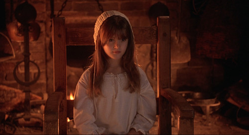 Hocus.Pocus.1993.1080p.BluRay.CZ SK EN.x264 RDK123.mkv snapshot 00.06.10 [2025.01.11 13.31.01]