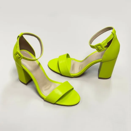 limone 2 2 620x620 fill ffffff.png