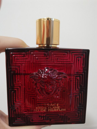 versace eros flame 100ml 1698663694 85f6656f progressive.jpg