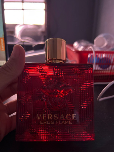 versace eros flame 1694407662 1b1a6075.jpg