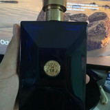 versace dylan blue 1602467358 682a81a2 progressive