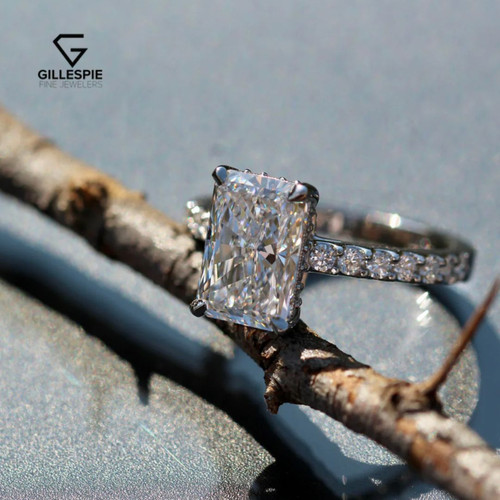 Where Love Meets Luxury: Dallas' Best Engagement Ring Store.jpg