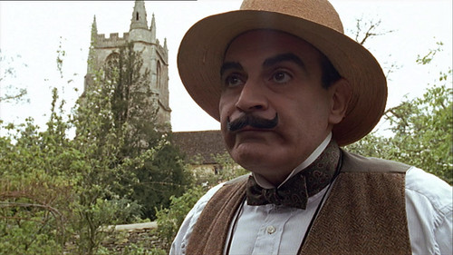 Agatha.Christies.Poirot.S07E01.The.Murder.of.Roger.Ackroyd.1080p.BluRay.CZ SK EN.DD.2.0.x265 HDCLUB..jpg