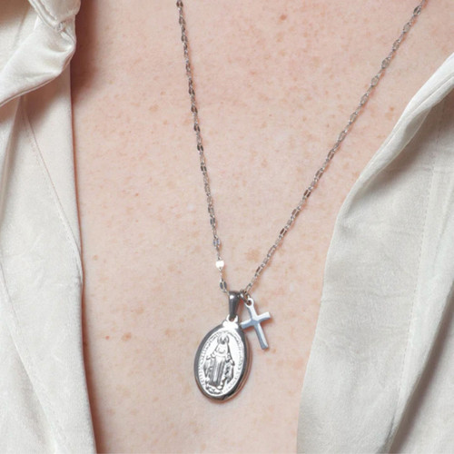 Miraculous Pendant Silver2.jpg