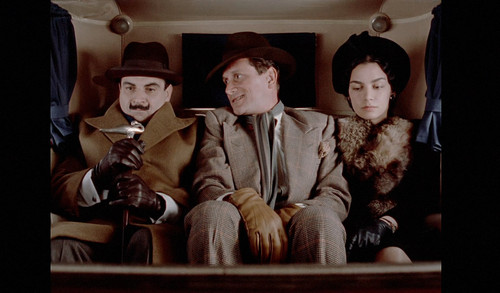 Agatha.Christies.Poirot.S06E01.Hercule.Poirots.Christmas.1080p.BluRay.CZ SK EN.DD.2.0.x265 HDCLUB.mk