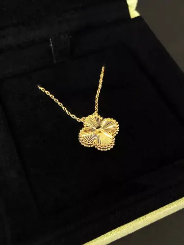 Van Cleef & Arpels Necklace Vintage Alhambra Pendant 18K Yellow Gold9.webp