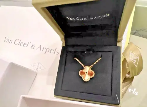 Van Cleef & Arpels Necklace Vintage Alhambra Pendant 18K Yellow Gold7.webp