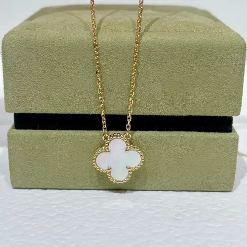 Van Cleef & Arpels 18K Vintage Alhambra Pearl Pendant Necklace7.webp