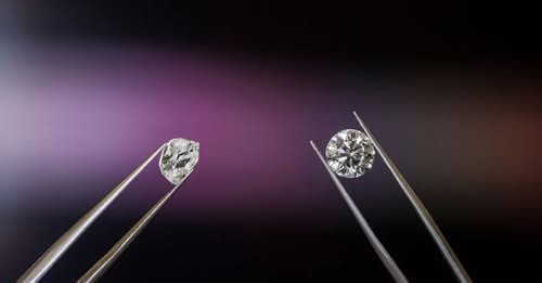 17868772028827482628?url=https%3A%2F%2Fwww.aravot.am%2Fwp content%2Fuploads%2F2025%2F02%2Fdiamond.jp.jpg