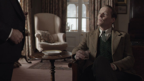 Agatha.Christies.Poirot.S13E01.Elephants.Can.Remember.1080p.BluRay.CZ SK EN.DD.2.0.x265 HDCLUB.mkv s