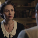 Agatha.Christies.Poirot.S13E01.Elephants.Can.Remember.1080p.BluRay.CZ SK EN.DD.2.0.x265 HDCLUB.mkv s