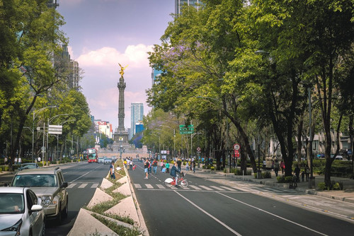 Paseo de la Reforma Mexico.jpg