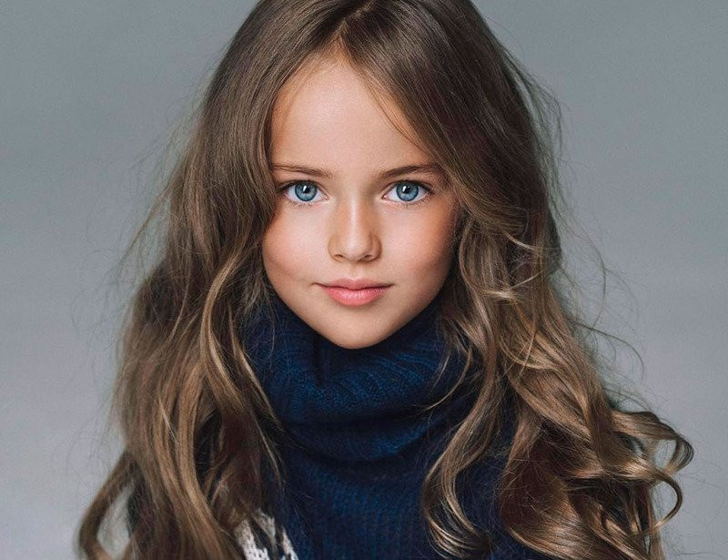 Bambina Top Model a 10 anni: Kristina Pimenova "la ragazza più bella del mondo"