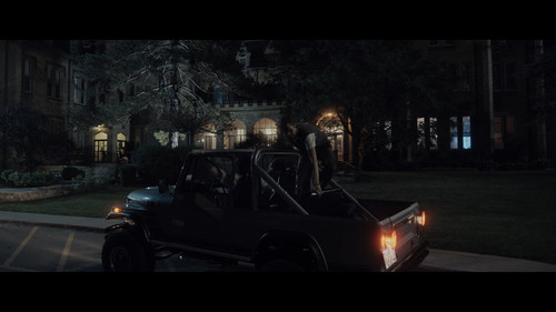 Luckiest.Girl.Alive.2022.1080p.NF.WEB DL.CZ EN.DD+5.1.x264 EVO.mkv snapshot 00.22.54 [2024.12.19 18..jpg