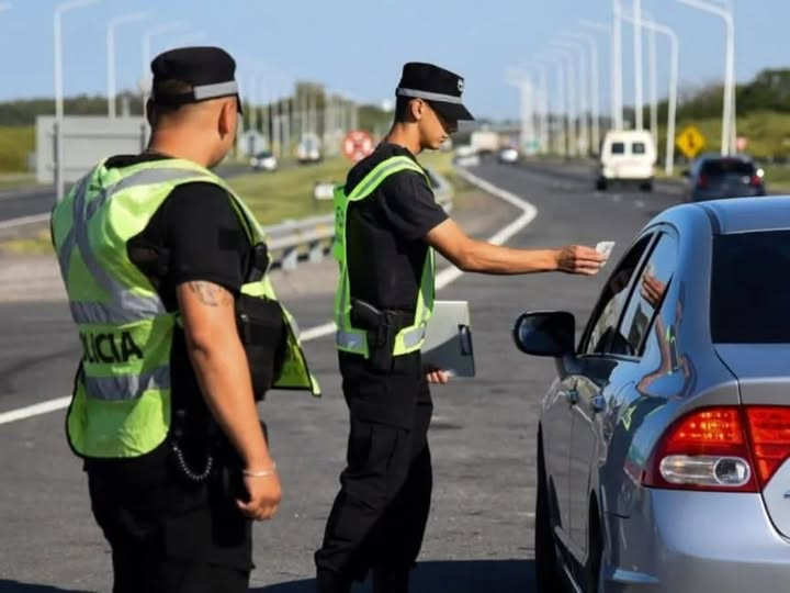 470577027_1026693662827395_4526679726727440146_n.jpg Qué requisitos debes cumplir para manejar por las rutas de Argentina en las vacaciones 2025