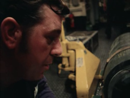 cap Sailor (s01e07).A.Theatre.Workshop 1976.448x336.AC3 00 04 17 03.png