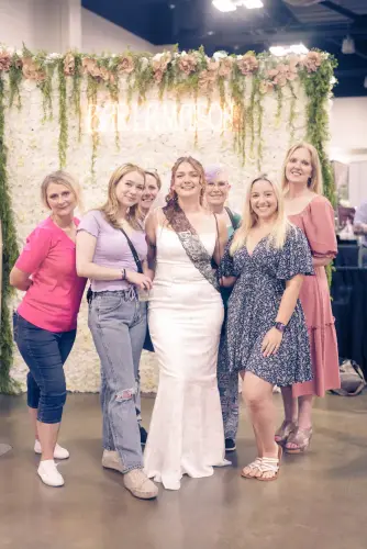 Elevate your next event with Bar La Maison’s premium mobile bar service in Austin. Whether it's a wedding, party, or corporate gathering, our expert bartenders and customized cocktails will bring the perfect touch to your celebration. Book now for a memorable experience