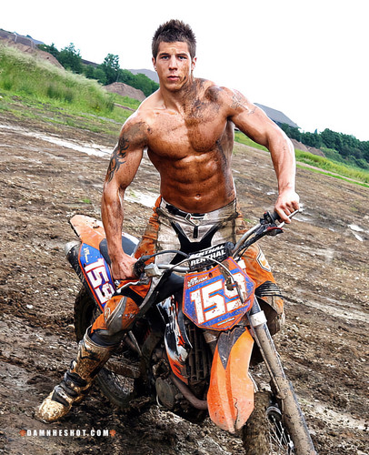 tumblr 6438813a9a3c0c88cabb76843f3fd32a 270ebdef 2048.jpg