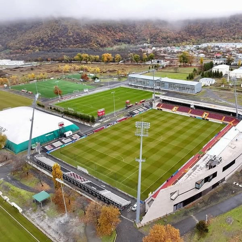 490951038 1206652000826437 4887481262706447095 n.jpg?stp=dst jpg s600x600 tt6& nc cat=107&ccb=1 7& n.jpg