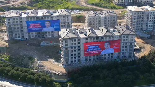 9FlnyfLoGJeF uEe.jpg