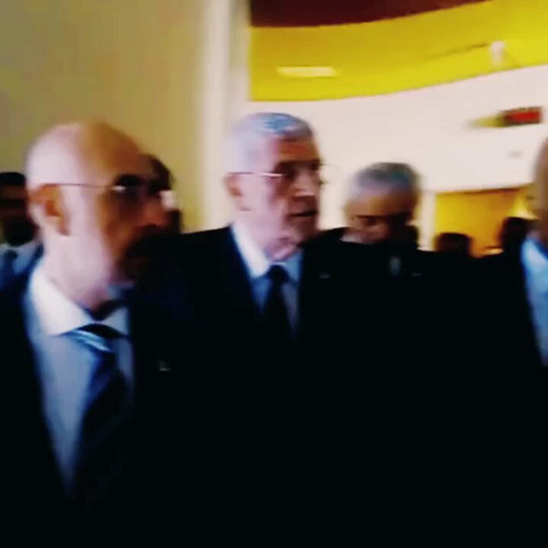KkWPUr23NxBtxGrA.jpg