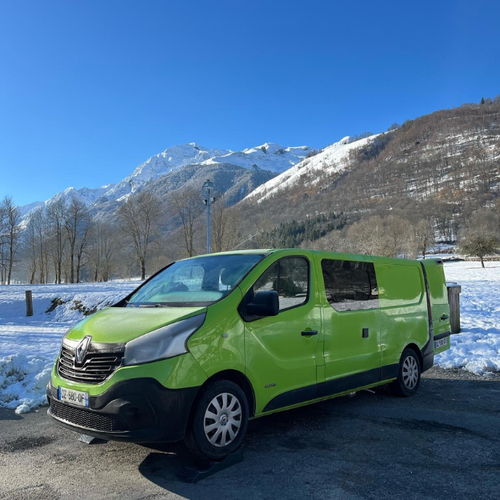 Yoni vanzon exterieur.png