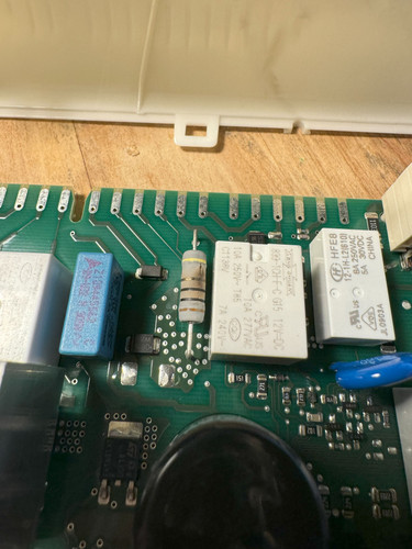 Photo 2025 04 01 22 37 46 5939.jpg