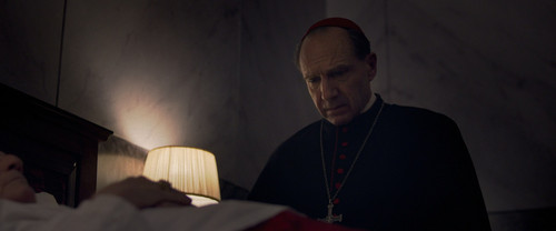 Conclave.2024.1080p.BluRay.CZ EN.x265 Silence.mkv snapshot 00.03.12 [2025.04.15 22.20.06]