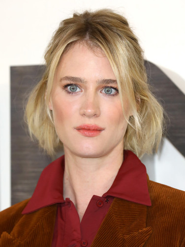 Mackenzie Davis.jpg