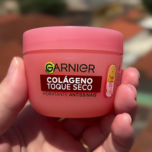 Garnier Uniform & Matte Hidratante Facial Toque Seco Antissinais 85 G.jpg