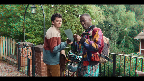 Sex.Education.S04E01.1080p.NF.WEB DL.CZ EN.DD+5.1.H.264 NTb.mkv snapshot 05.00 [2025.04.18 14.15.49]