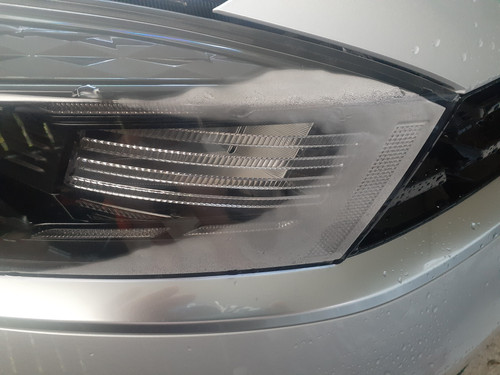 1 Right Headlight