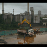 Toxic.Town.S01E01.1080p.NF.WEB DL.CZ EN.DD+5.1.H.264 playWEB.mkv snapshot 06.37 [2025.03.02 09.45.09