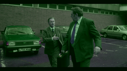 Toxic.Town.S01E01.2025.2160p.NF.WEB DL.DDP5.1.Atmos.DV.H.265 HHWEB.DUAL machado98 001.png