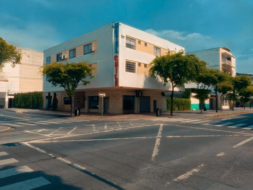 Fondo Hotel.jpg