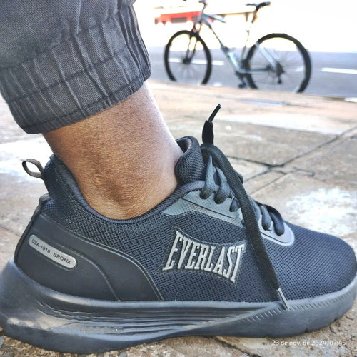 Everlast Star.jpg