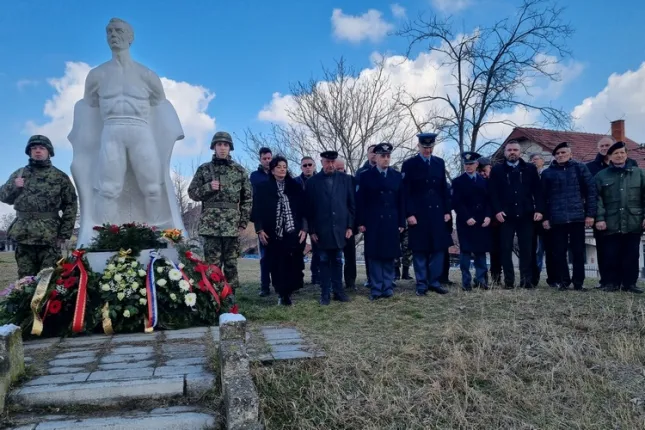 Sećanje na streljane na Metinom brdu!