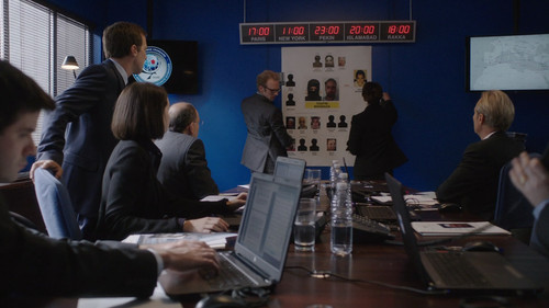 The.Bureau.S02E01.Epizoda.1.1080p.SKST.WEB DL.CZ EN.DD+5.1.H.264 TreZzoR.mkv snapshot 37.37 [2025.03.jpg