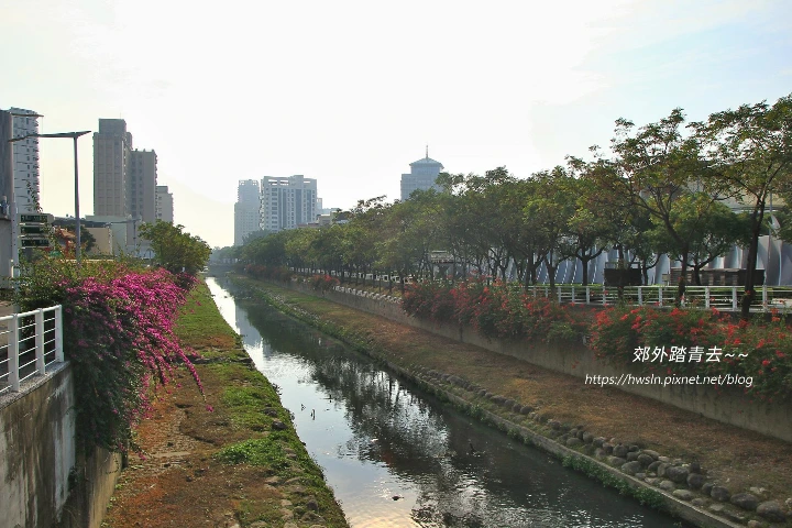 00015 鳳山溪、銀河廣場
