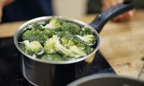 broccoli2531.jpg