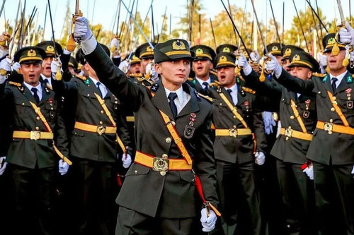 488506703 1173658277559605 1702971552028416106 n.jpg?stp=dst jpg p600x600 tt6& nc cat=108&ccb=1 7& n.jpg