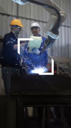 lLkaJF1CxR9 dFZQ.jpg