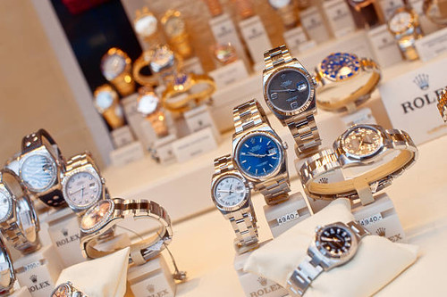 Your Premier Destination for Luxury & Stylish-The Watch Store.jpg