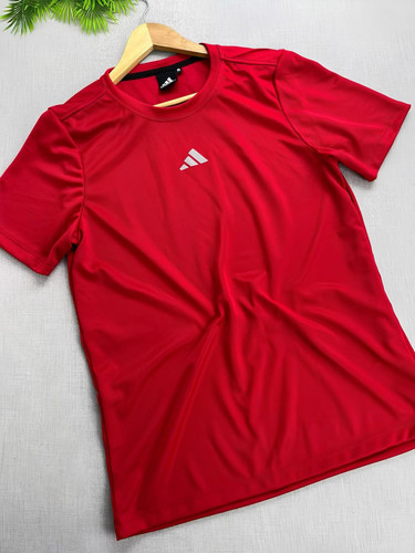 Camiseta Adidas Treino Básica Masculina.jpg