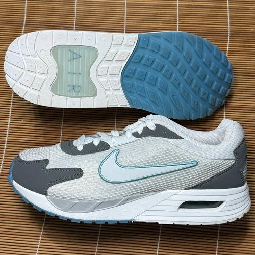 Nike Air Max Sol.jpg