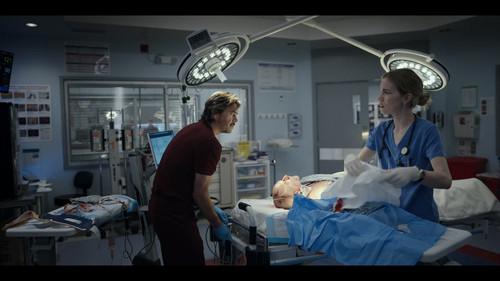 Pulse.2025.S01E01.Abby.1080p.NF.WEB DL.CZ EN.DD+5.1.H.264 playWEB.mkv snapshot 20.13 [2025.04.05 19.