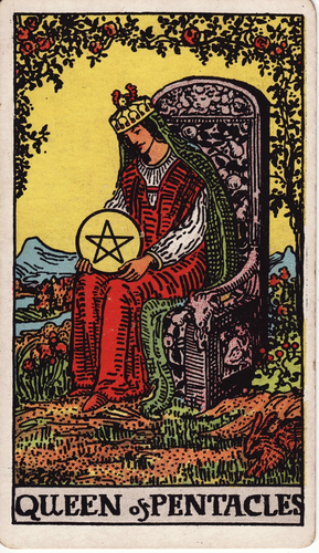 minor arcana pentacles queen.png