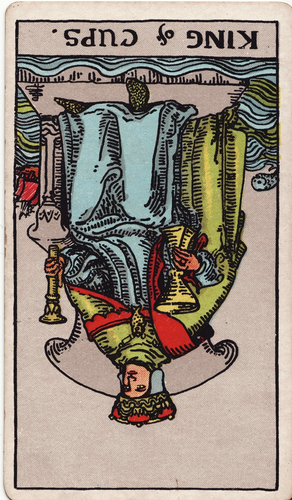 minor arcana cups king.png