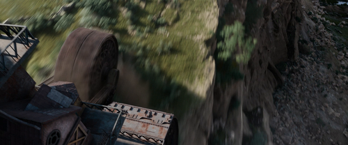 Mortal.Engines.2018.1080p.AMZN.WEB DL.DDP5.1.H.264.DUAL RiPER 002.png